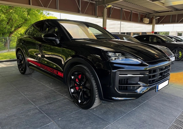 Porsche Cayenne cena 685000 przebieg: 19000, rok produkcji 2023 z Sopot małe 154